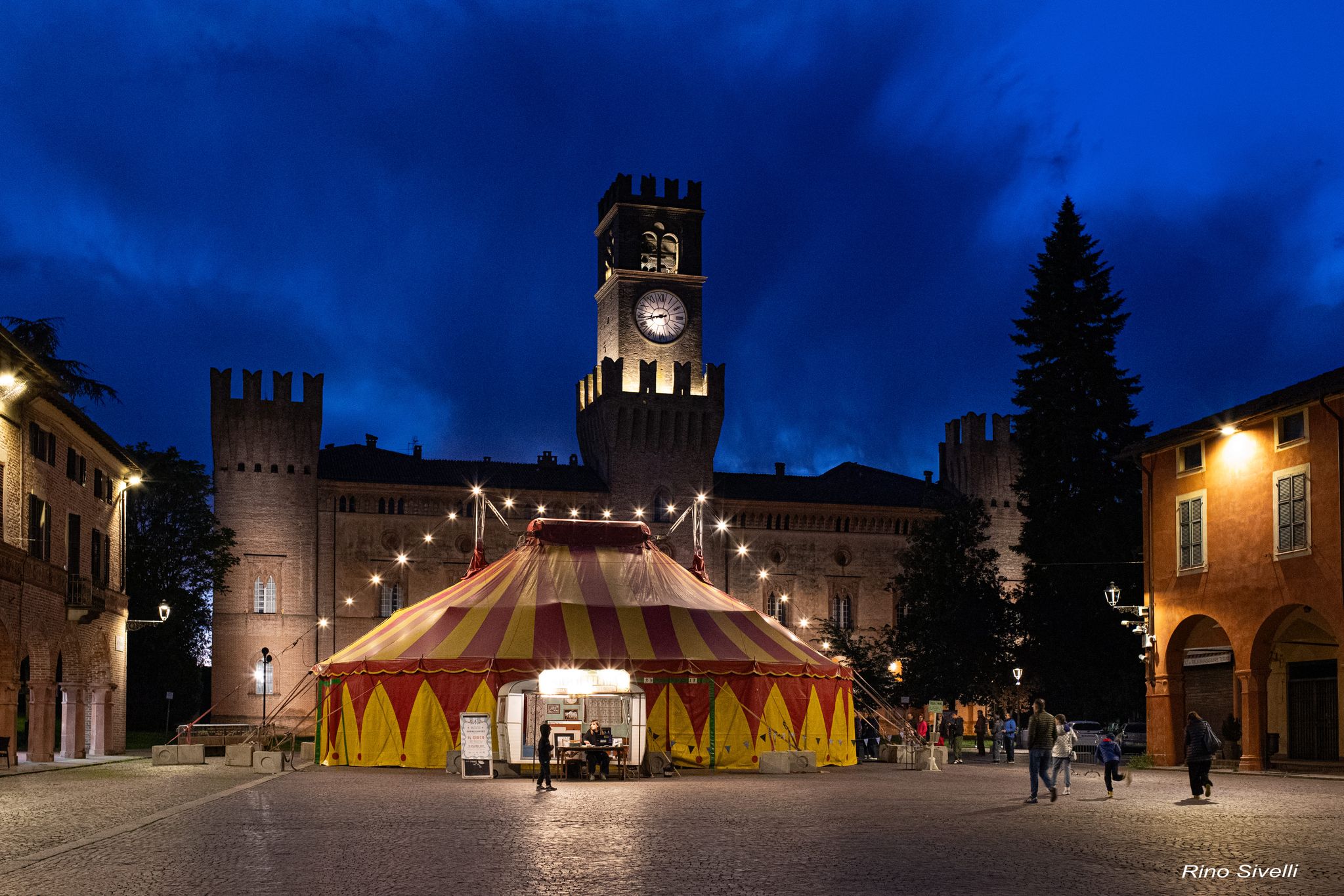 Teatro Necessario immagine dell'evento: TUTTI MATTI IN EMILIA 2026 A BUSSETO